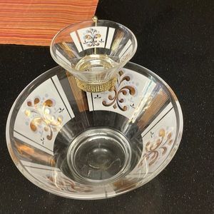 Vintage Fleur-de-Lis Chip and Dip bowl.
